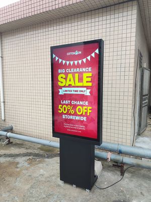 49インチ 3500nits 屋外液晶ディスプレイ IP66 防水